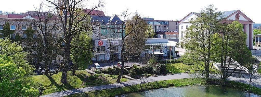 Achat Hotel Зул Екстериор снимка